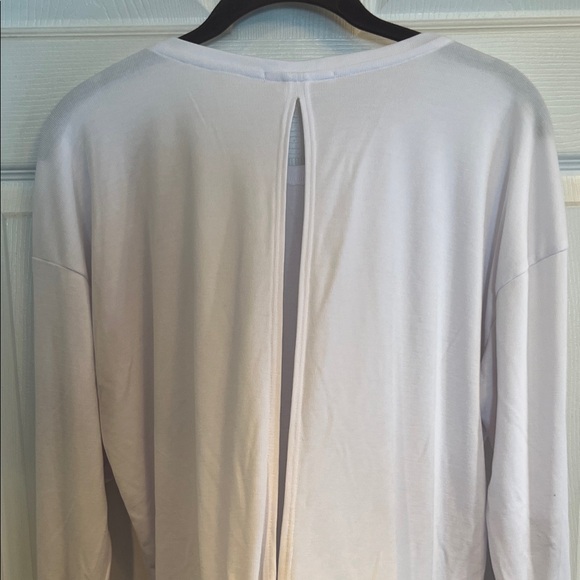Koral Elegant White Long Sleeve Loose Fit Athletic Top - Picture 8 of 8